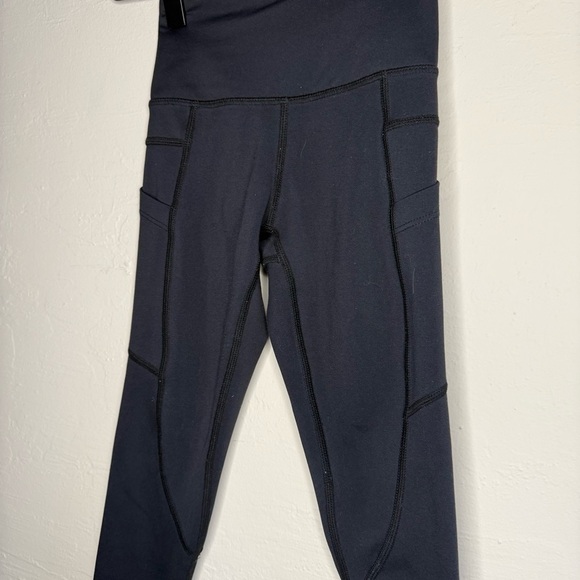 Zyia Active 'Light N Tight' Black Workout Leggings Size 4-5 Girl - Picture 3 of 5